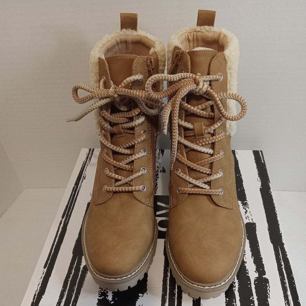 DV by Dolce Vita Tan Faux-Shearling Lace-Up Ankle Boots
